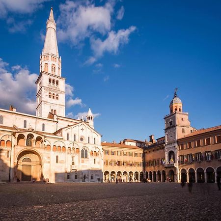 Appartamenti - Moderna - 500M Dal Duomo Modena Eksteriør billede